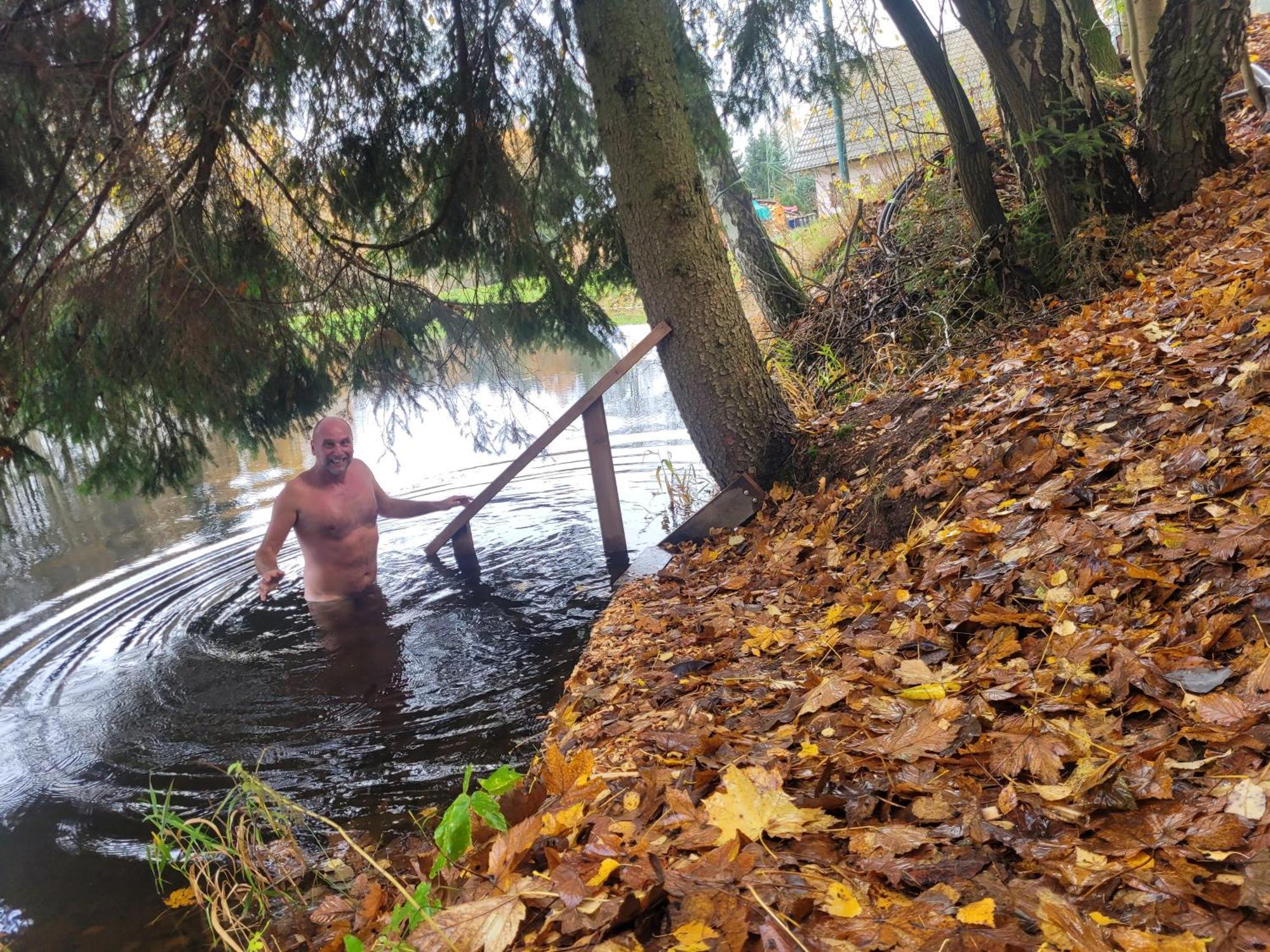 Srub Na Svahu Sjezdovky V Radvanicich Villa Radvanice  Exteriör bild