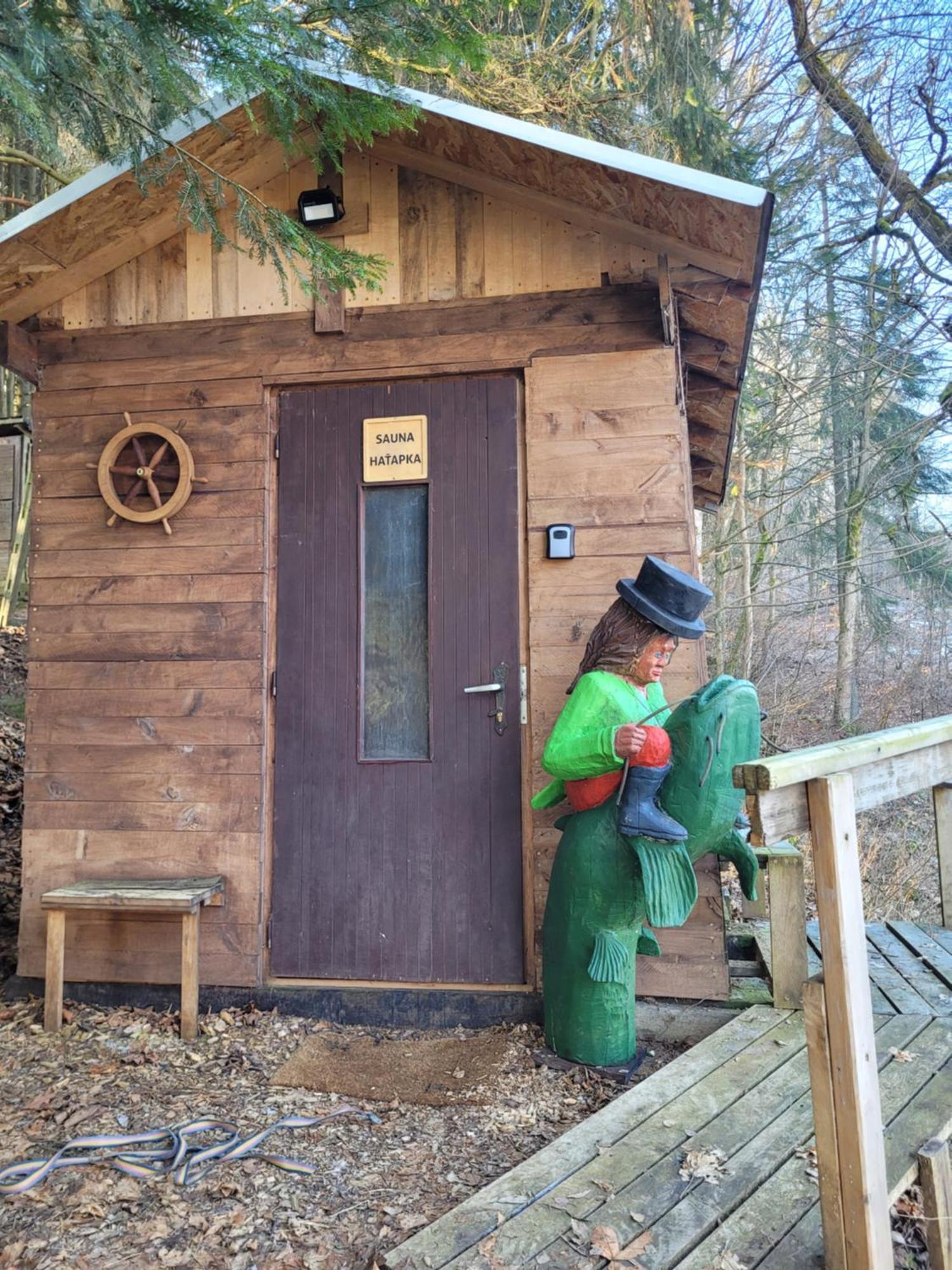 Srub Na Svahu Sjezdovky V Radvanicich Villa Radvanice  Exteriör bild